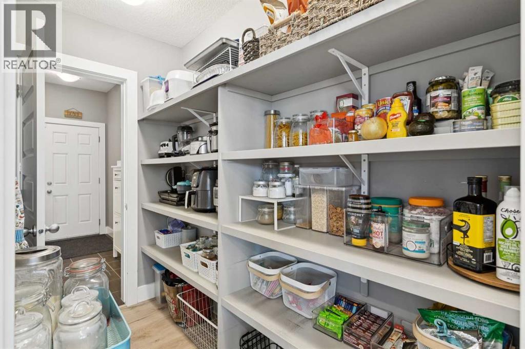 48 Masters Common Se, Calgary, Alberta  T3M 2B8 - Photo 20 - A2321952