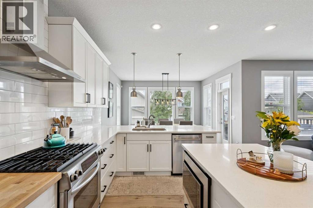 48 Masters Common Se, Calgary, Alberta  T3M 2B8 - Photo 10 - A2321952