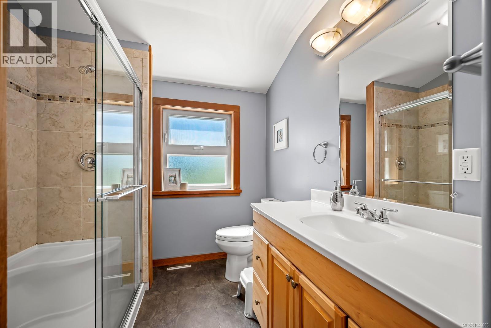 297 Rodello St, Comox, British Columbia  V9M 1E2 - Photo 36 - 1041008