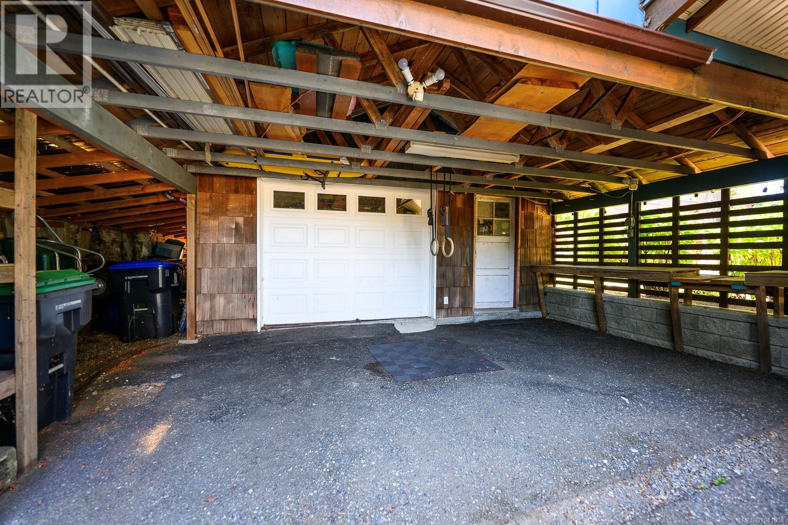 297 Rodello St, Comox, British Columbia  V9M 1E2 - Photo 58 - 1041008