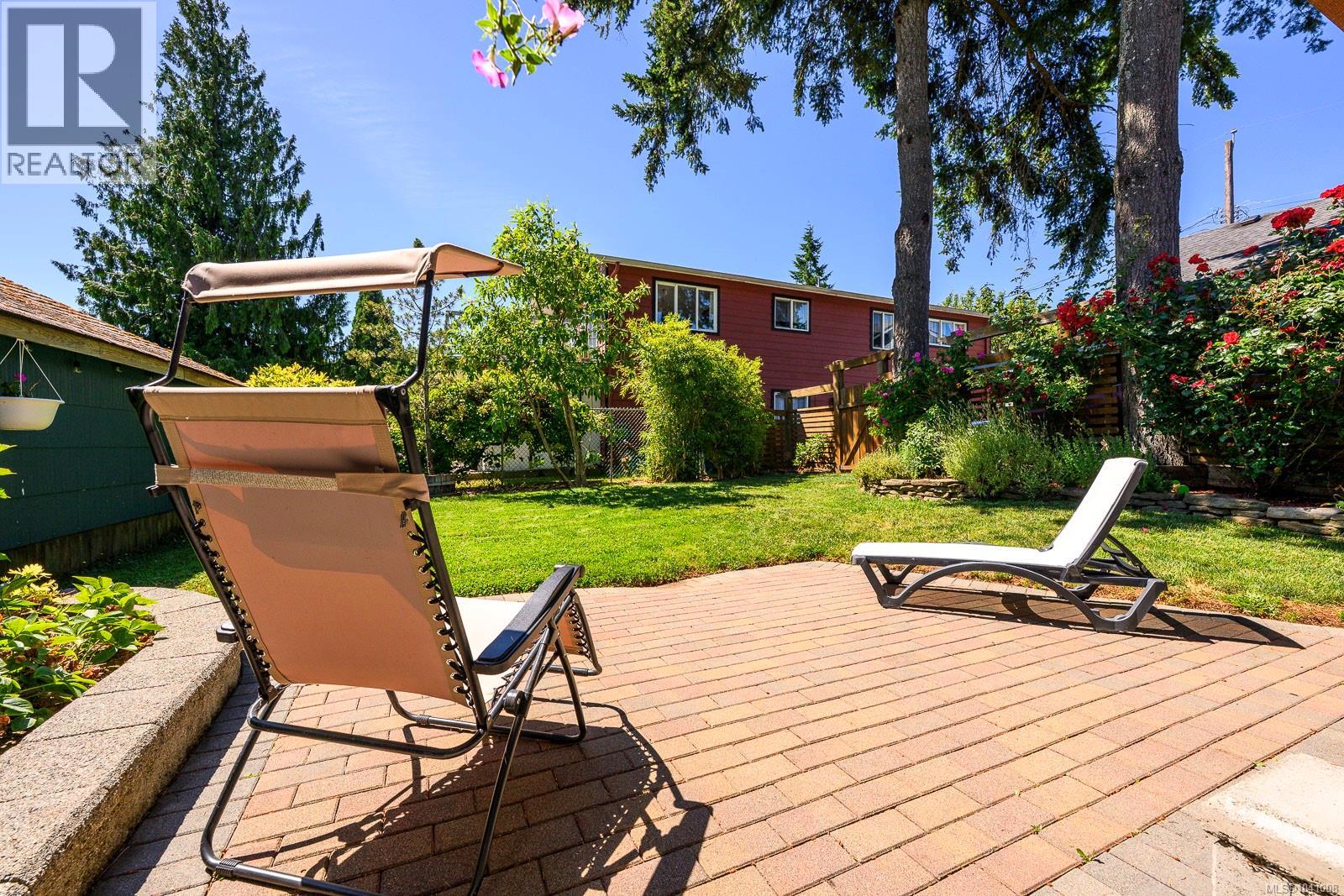 297 Rodello St, Comox, British Columbia  V9M 1E2 - Photo 51 - 1041008