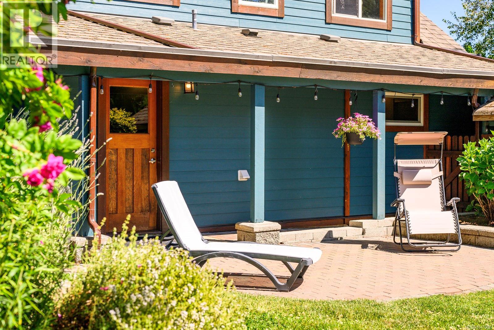 297 Rodello St, Comox, British Columbia  V9M 1E2 - Photo 18 - 1041008