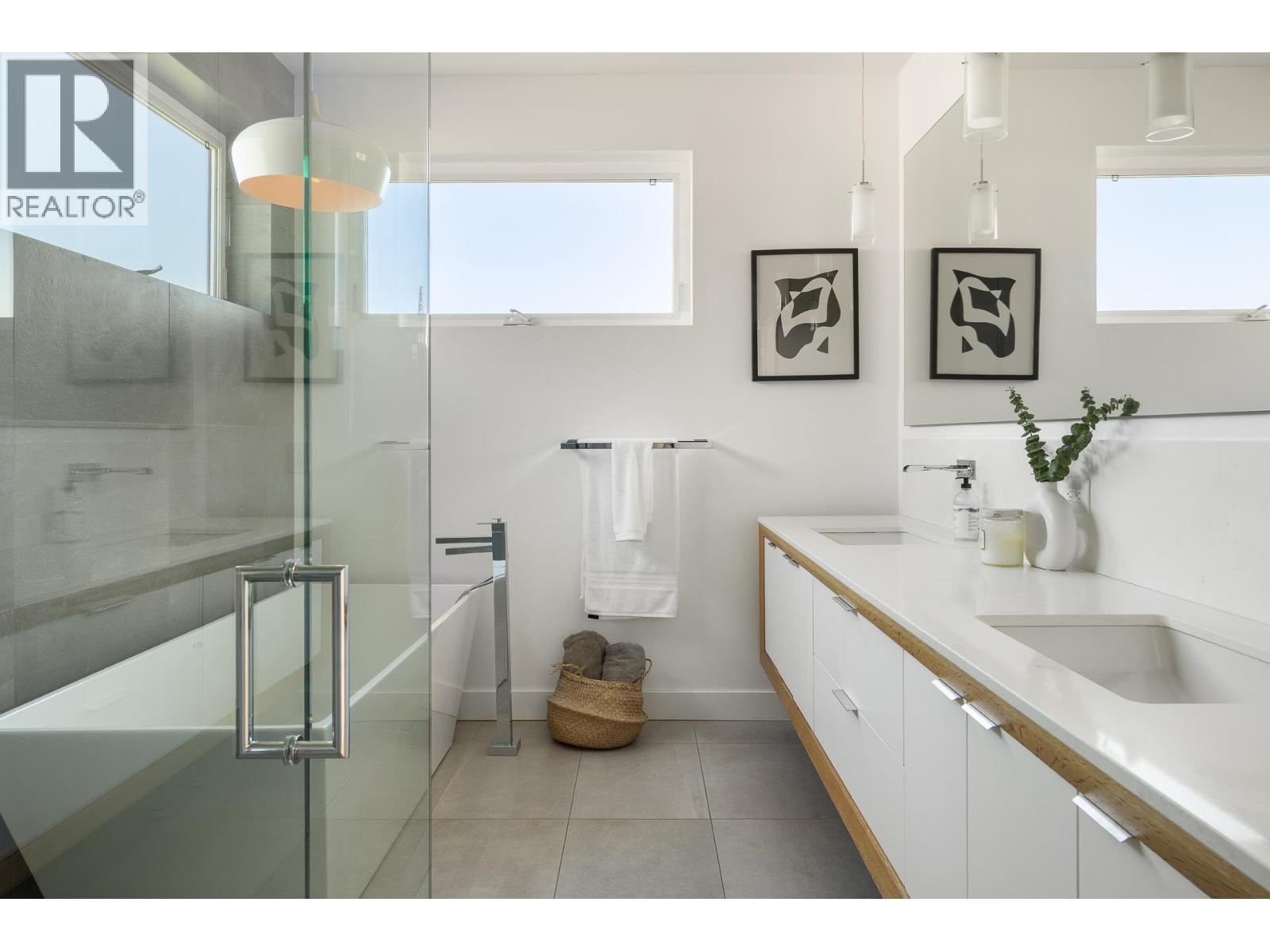 452 E 4th Street, North Vancouver, British Columbia V7L 1J5 - Photo 21 - R3138075