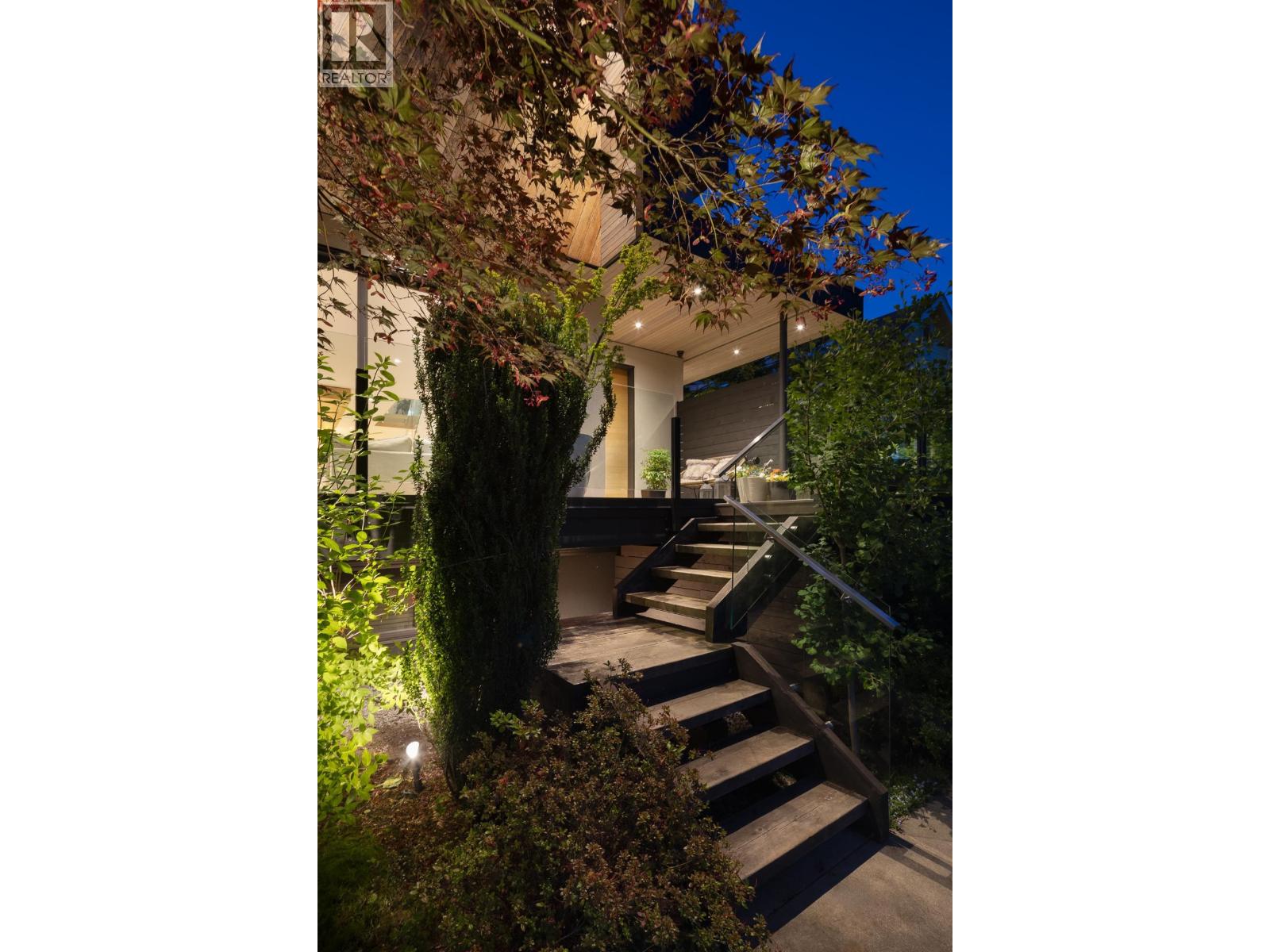 452 E 4th Street, North Vancouver, British Columbia V7L 1J5 - Photo 29 - R3138075
