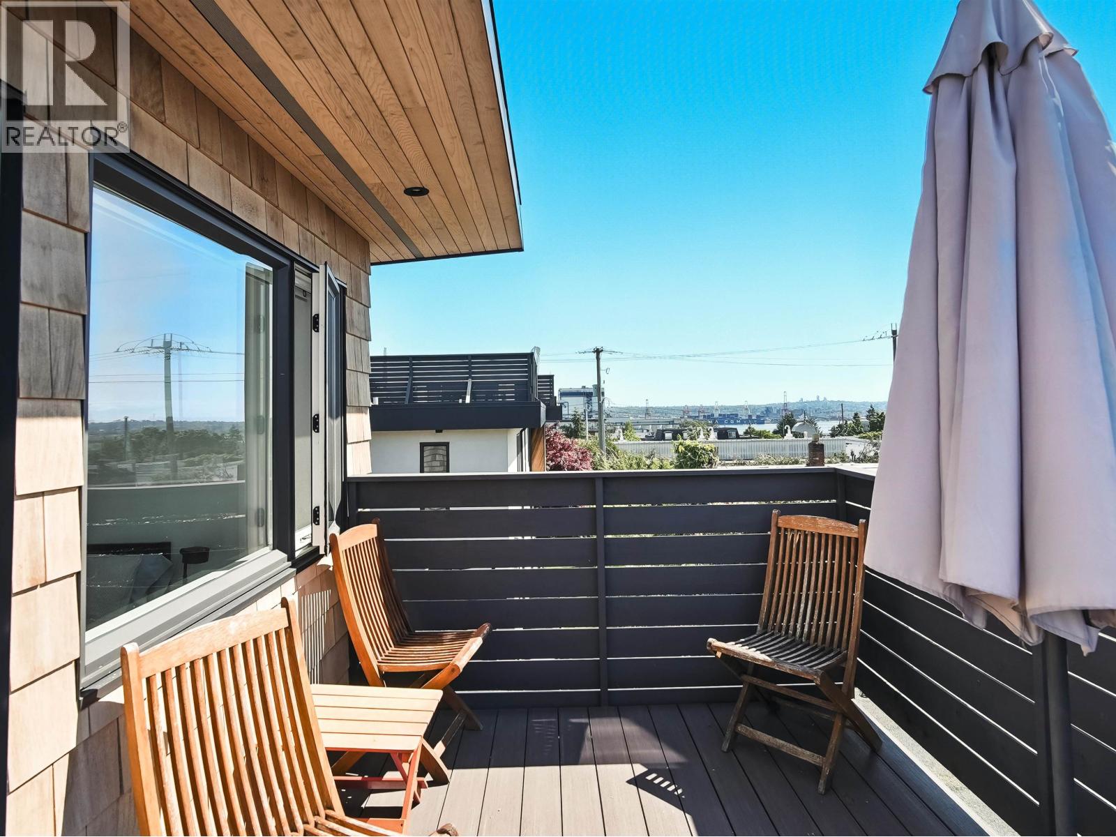 452 E 4th Street, North Vancouver, British Columbia V7L 1J5 - Photo 39 - R3138075