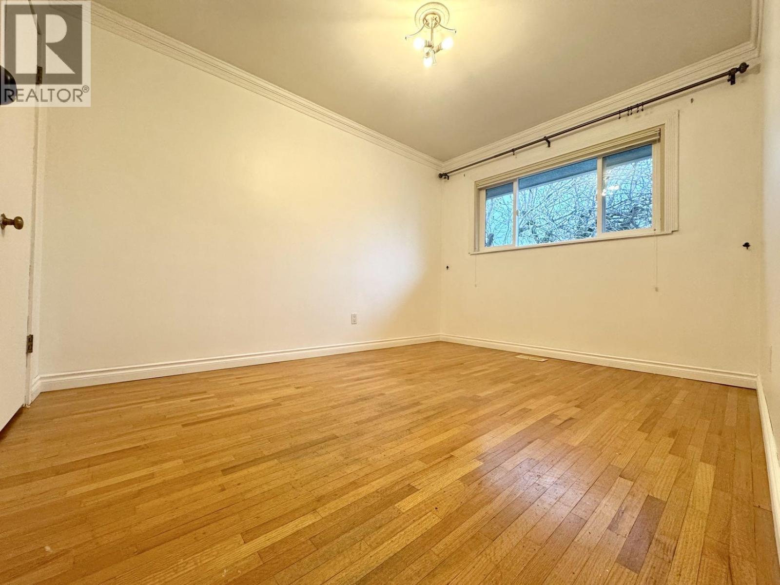9525 Sullivan Street, Burnaby, British Columbia  V3J 1H8 - Photo 7 - R3138045