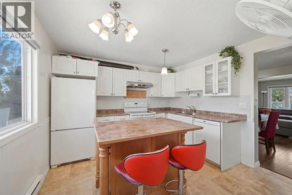 46 Falconer Terrace Ne, Calgary, Alberta  T3J 1W4 - Photo 12 - A2319577
