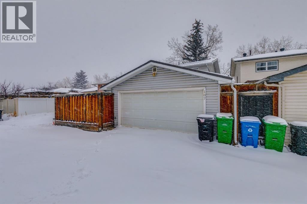 107 Sunbank Way SE, Calgary, Alberta  T2X 2A5 - Photo 26 - A2322212