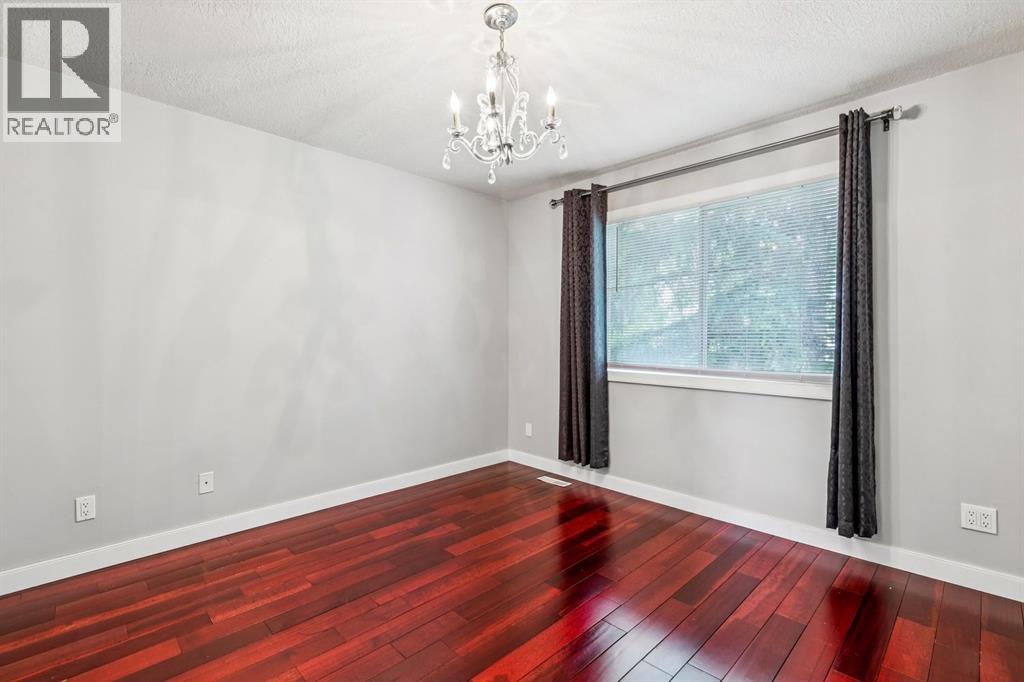 107 Sunbank Way SE, Calgary, Alberta  T2X 2A5 - Photo 9 - A2322212