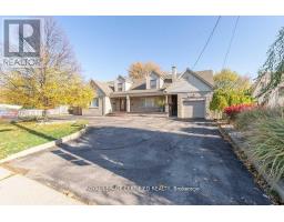 110 GRAY ROAD, Hamilton, Ontario