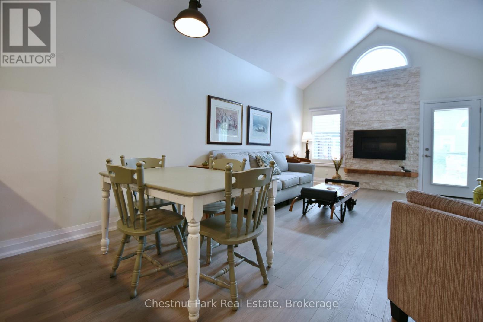 18 Sutton Lane, Collingwood, Ontario  L9Y 0Z6 - Photo 9 - S13470184