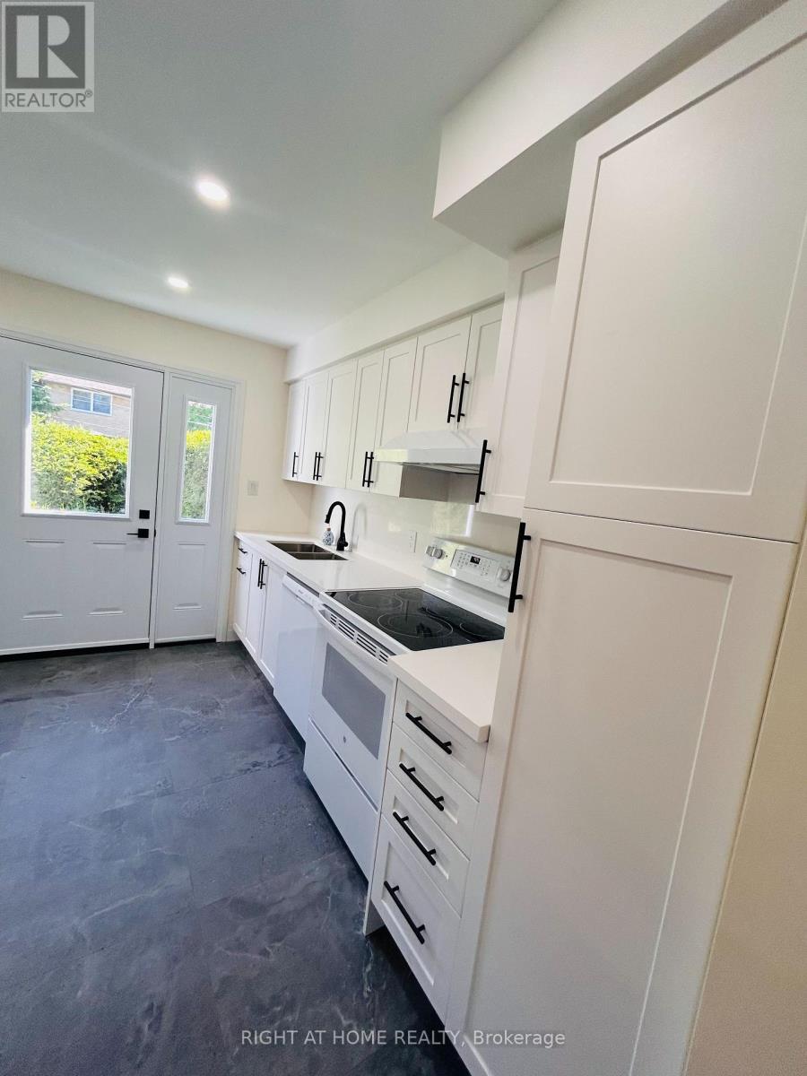25 - 84 Barber Greene Road, Toronto, Ontario  M3C 1Z9 - Photo 11 - C13470206