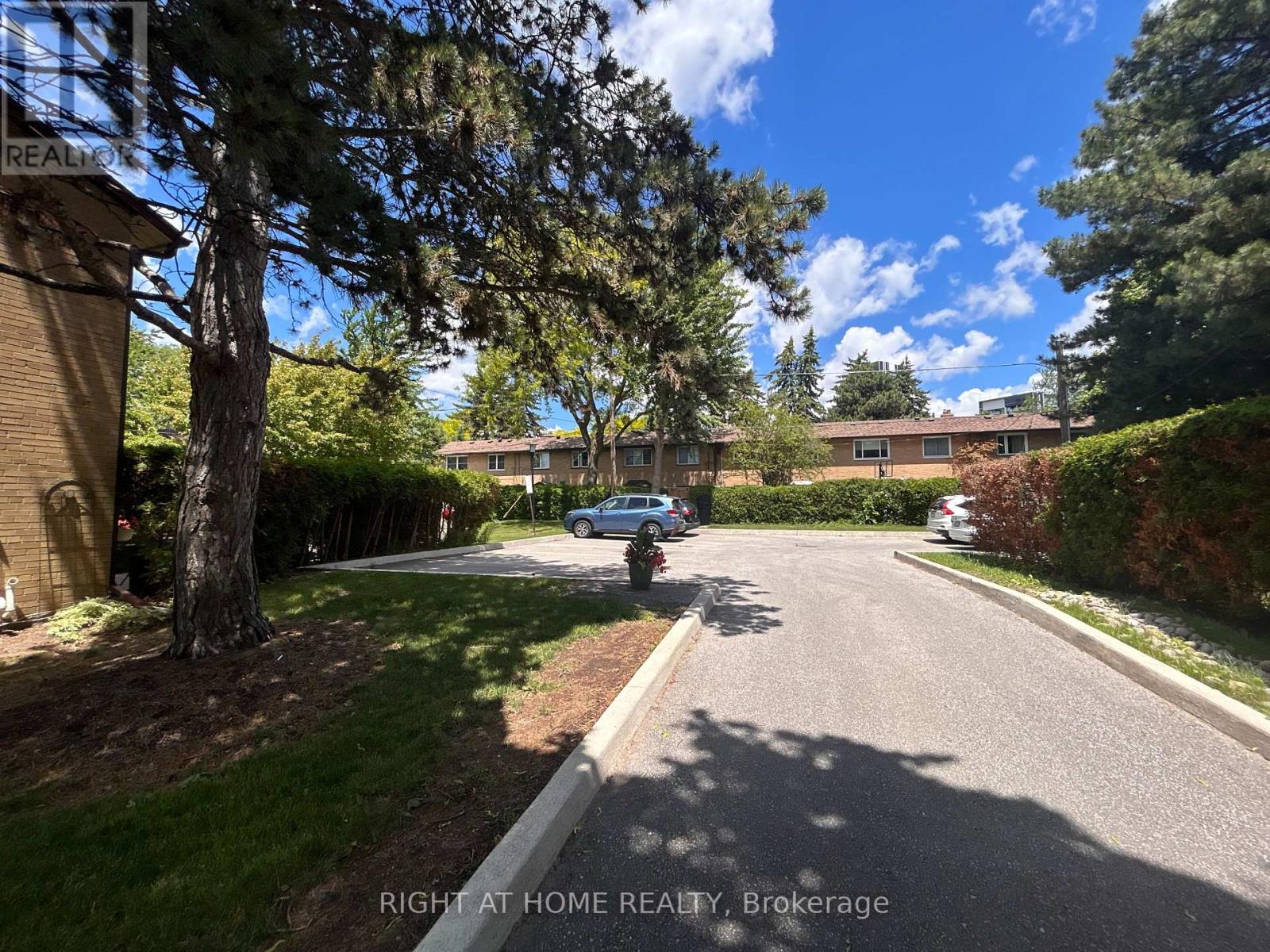 25 - 84 Barber Greene Road, Toronto, Ontario  M3C 1Z9 - Photo 27 - C13470206