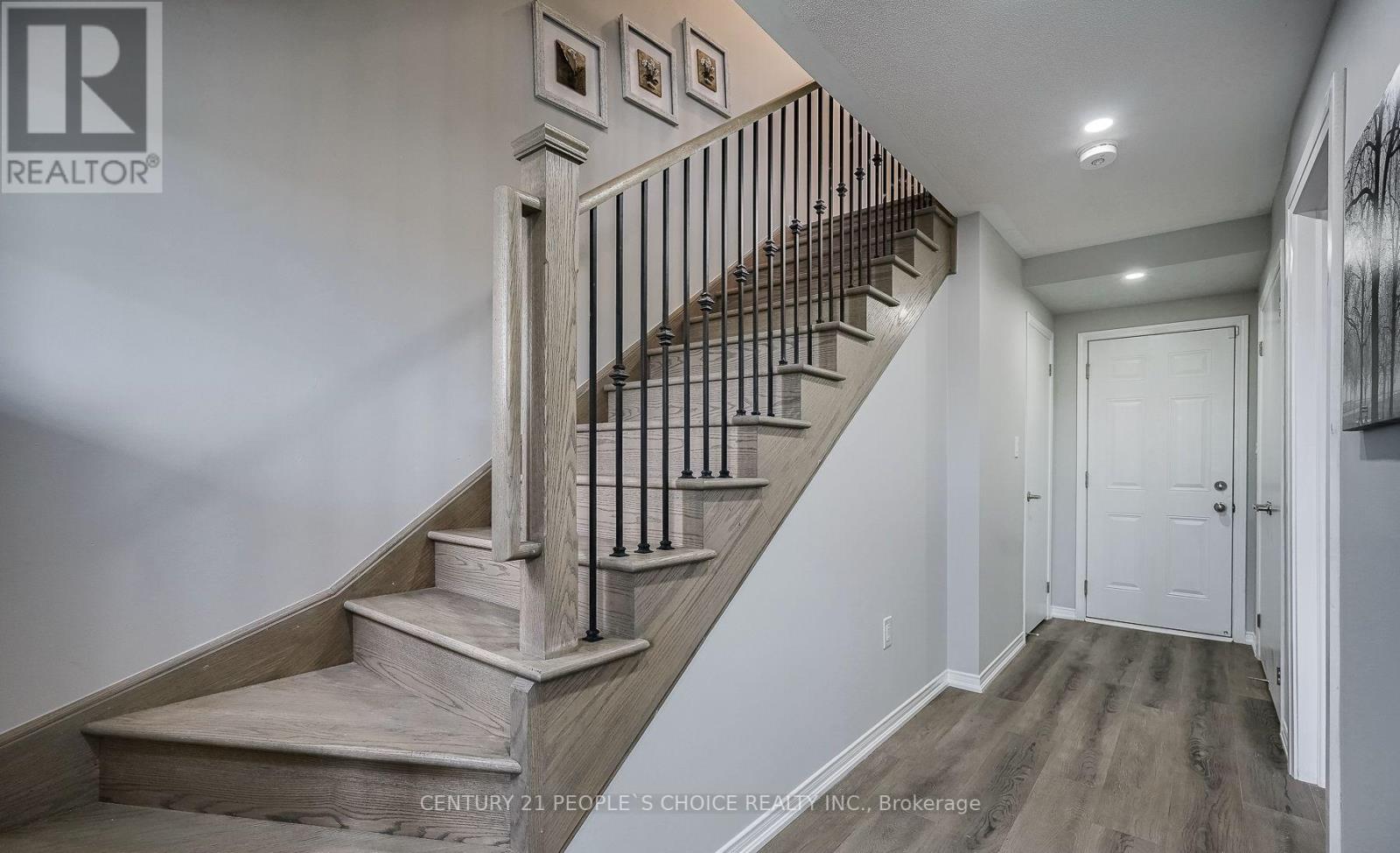 18 Jerome Way, Clarington, Ontario  L1C 3K2 - Photo 5 - E13027922