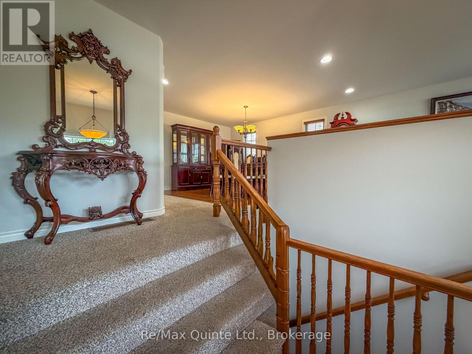 10 Boyce Court, Belleville, Ontario  K8P 5P1 - Photo 4 - X13466216