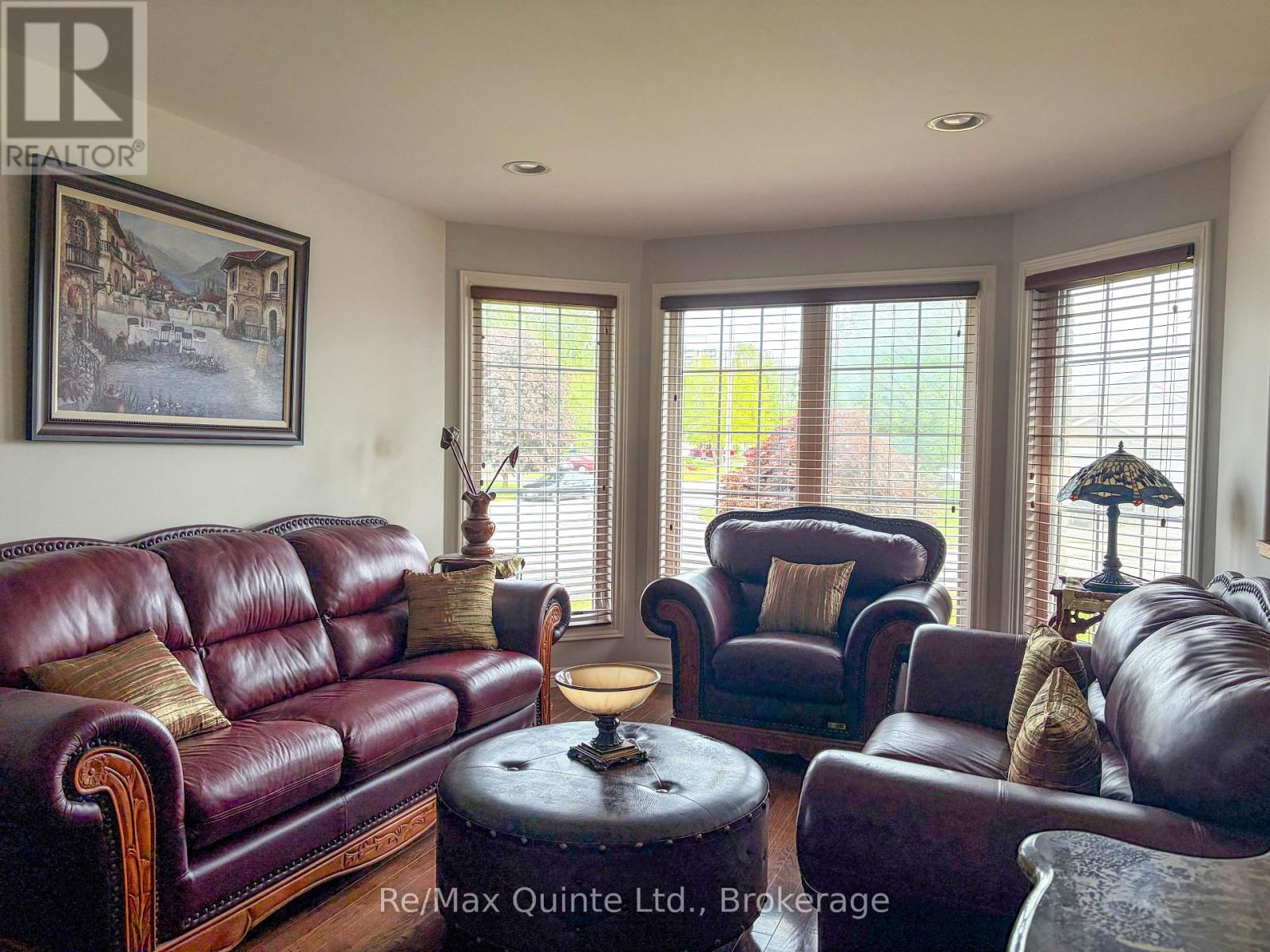 10 Boyce Court, Belleville, Ontario  K8P 5P1 - Photo 8 - X13466216