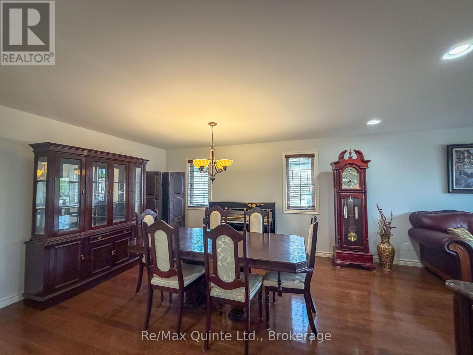 10 Boyce Court, Belleville, Ontario  K8P 5P1 - Photo 7 - X13466216