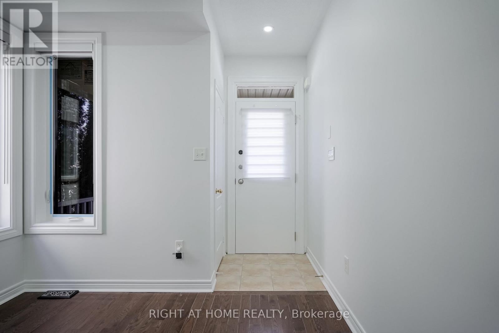 74 Amos Lehman Way, Whitchurch-Stouffville, Ontario  L4A 0L3 - Photo 3 - N13470174