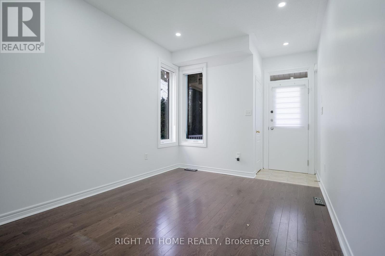74 Amos Lehman Way, Whitchurch-Stouffville, Ontario  L4A 0L3 - Photo 4 - N13470174