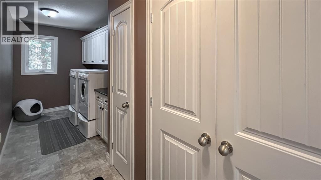 8447 Keith Street, Lambton Shores photo 10