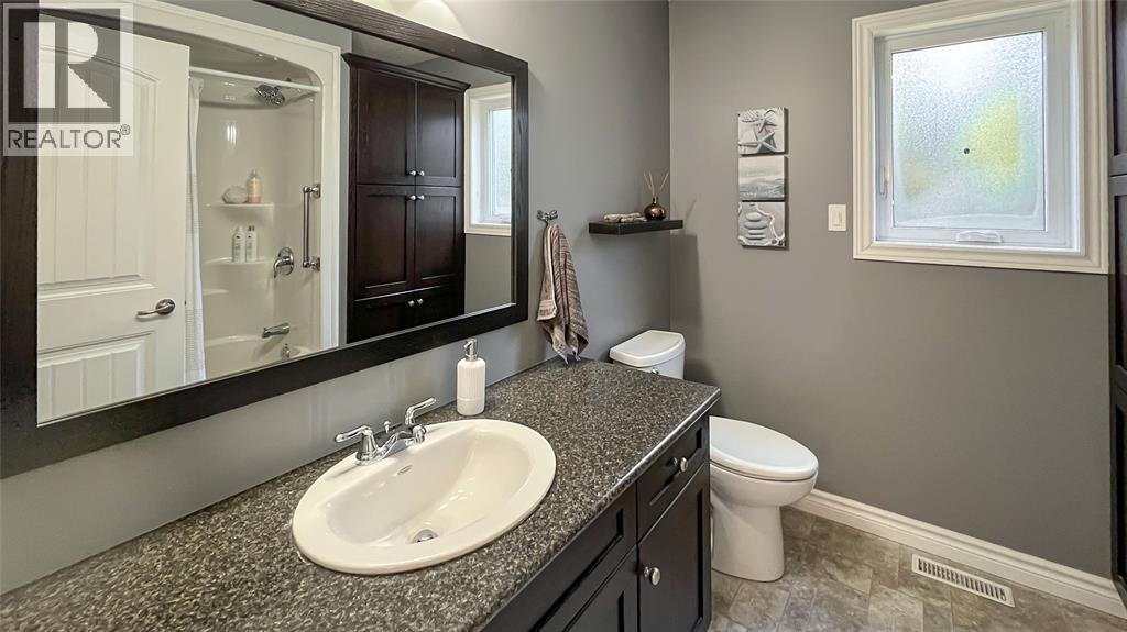 8447 Keith Street, Lambton Shores photo 17