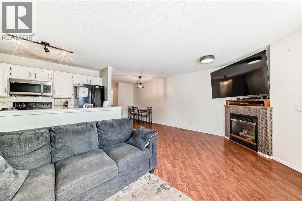 325 Mt Douglas Manor SE, Calgary, Alberta  T2Z 3C8 - Photo 7 - A2318795