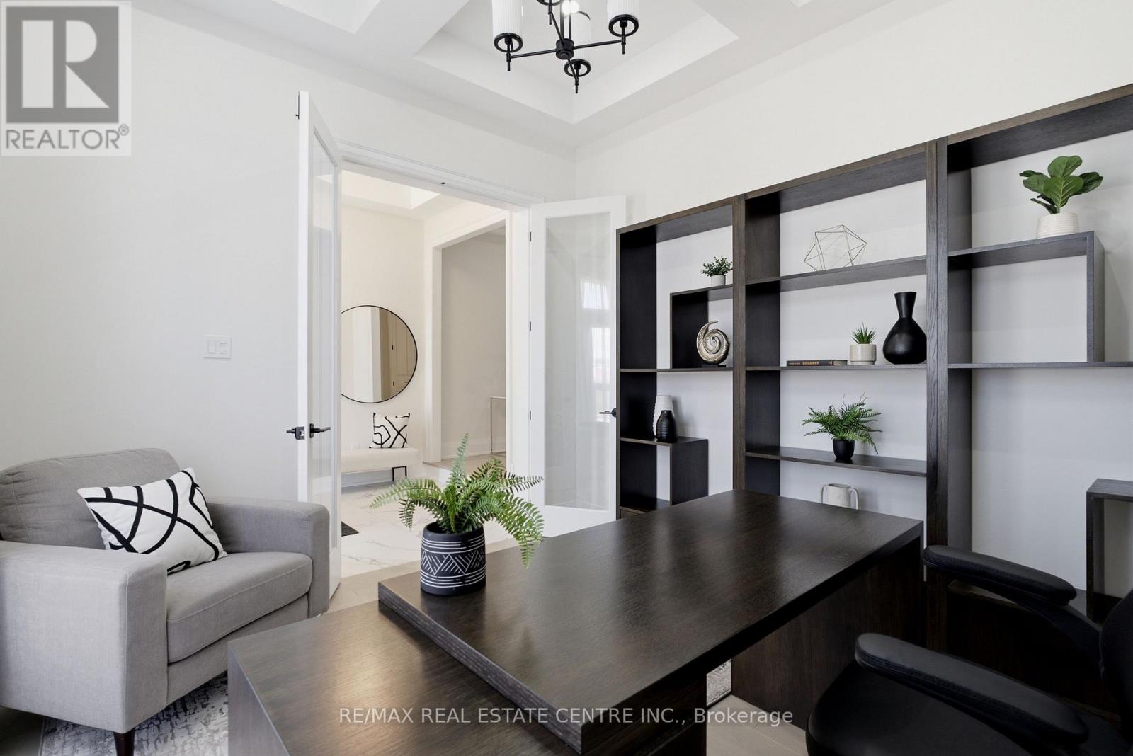 145 Brant Drive, Vaughan, Ontario  L3L 0E8 - Photo 3 - N13457172