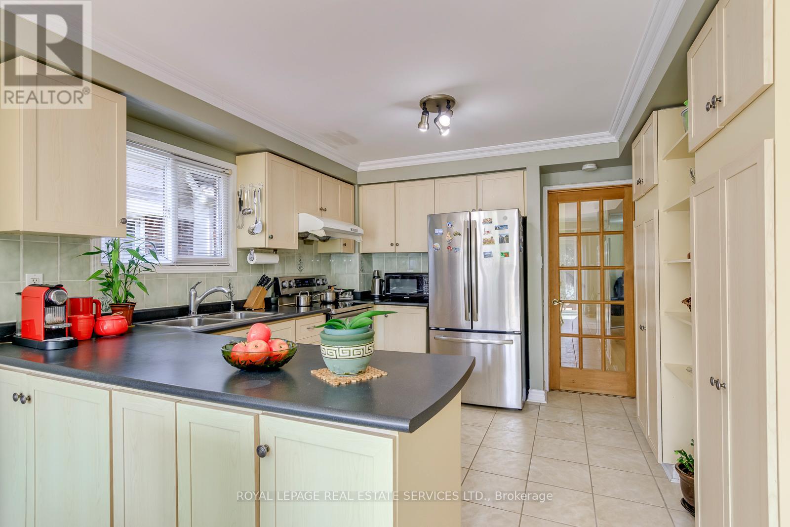 3364 Ingram Road, Mississauga, Ontario  L5L 4N4 - Photo 11 - W13462456