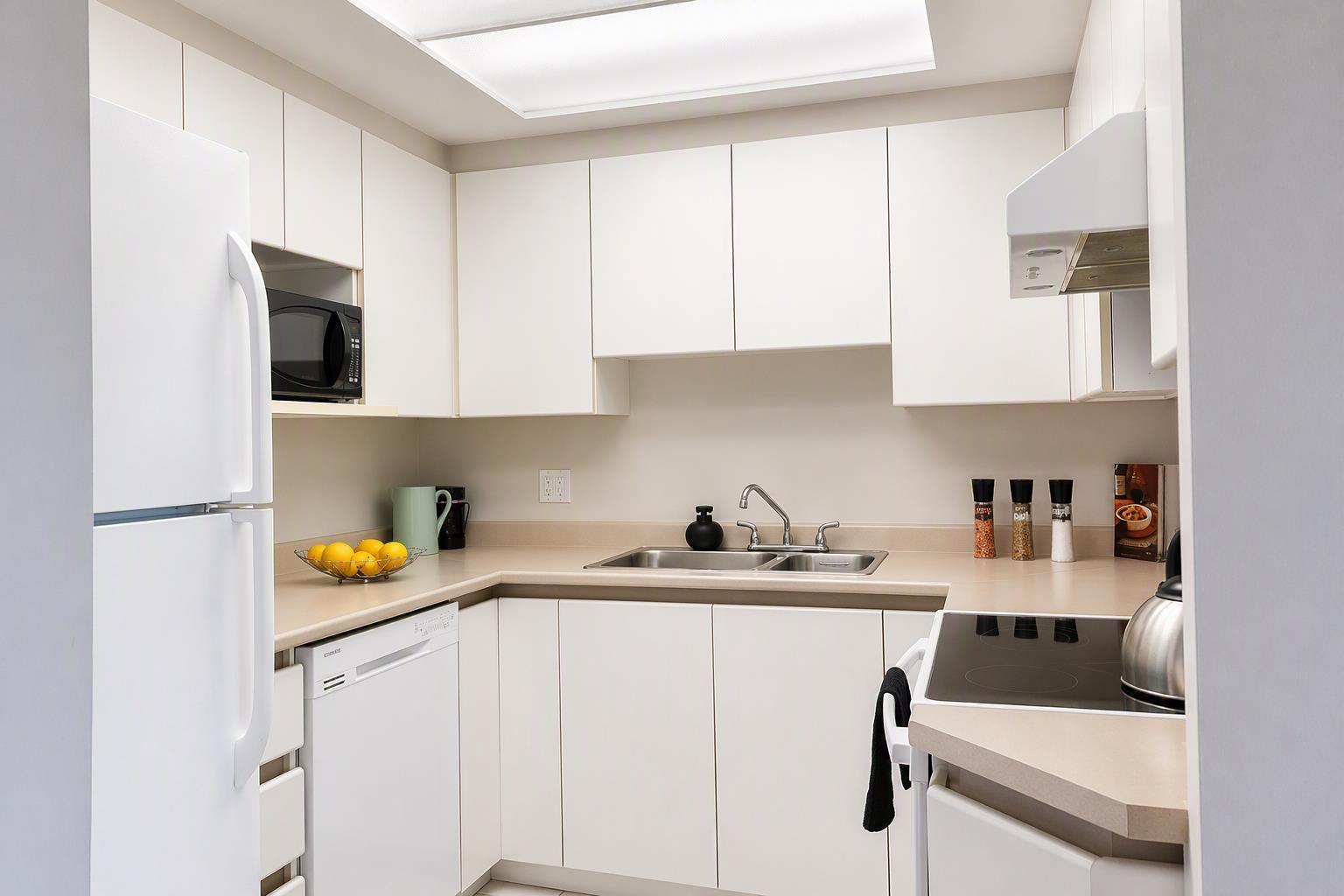702 13353 108 Avenue, Surrey, British Columbia  V3T 5T5 - Photo 10 - R3138023