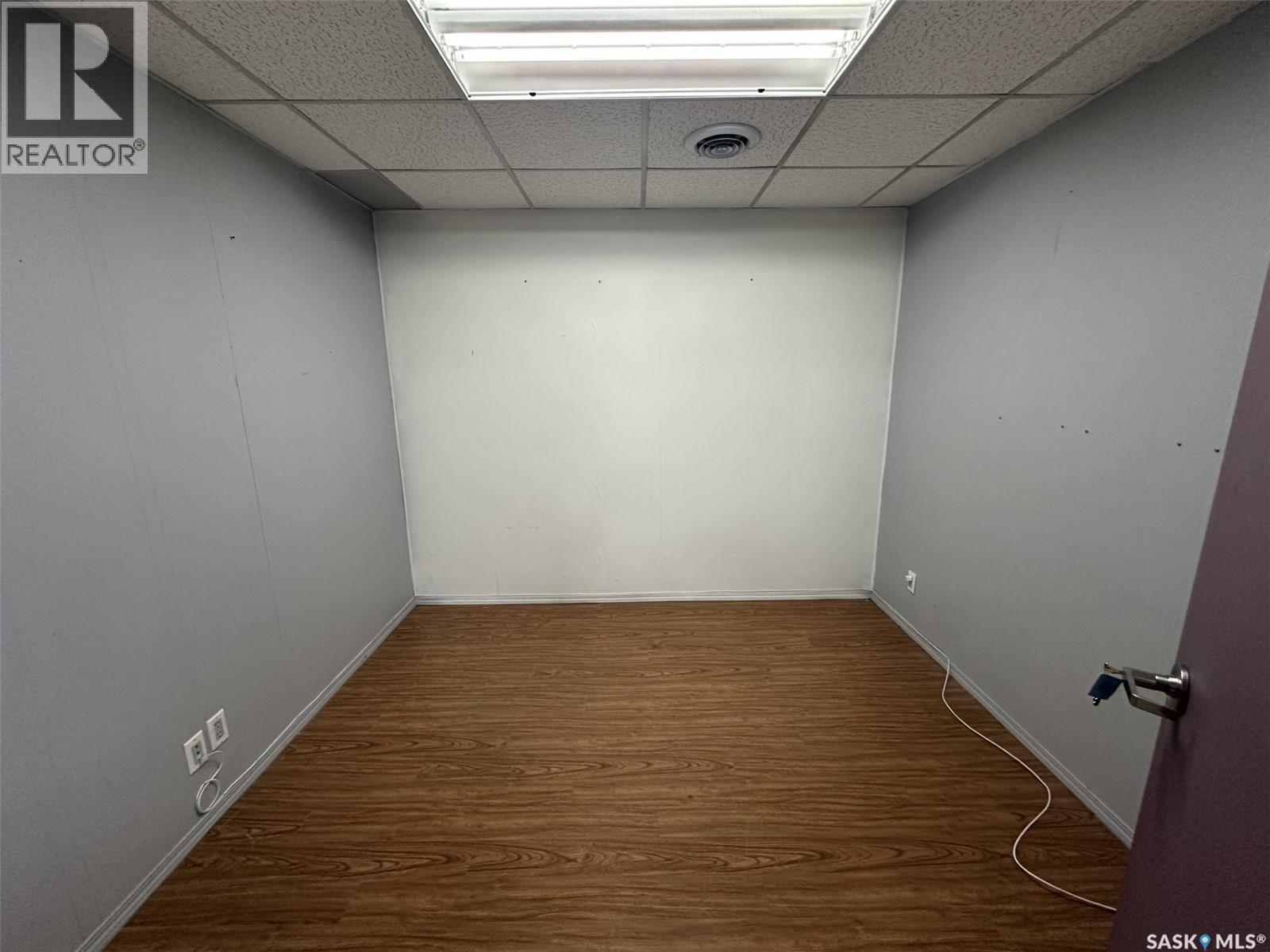 328 Main Street N, Moose Jaw, Saskatchewan  S6H 3J9 - Photo 8 - SK039869