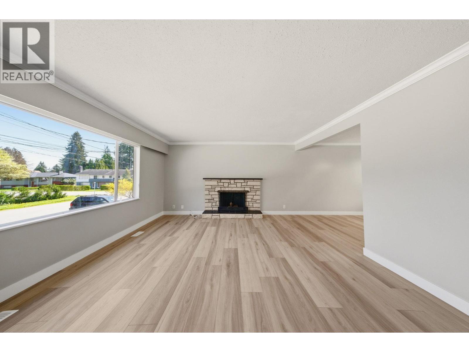 3561 York Street, Port Coquitlam, British Columbia  V3B 4A8 - Photo 2 - R3138102