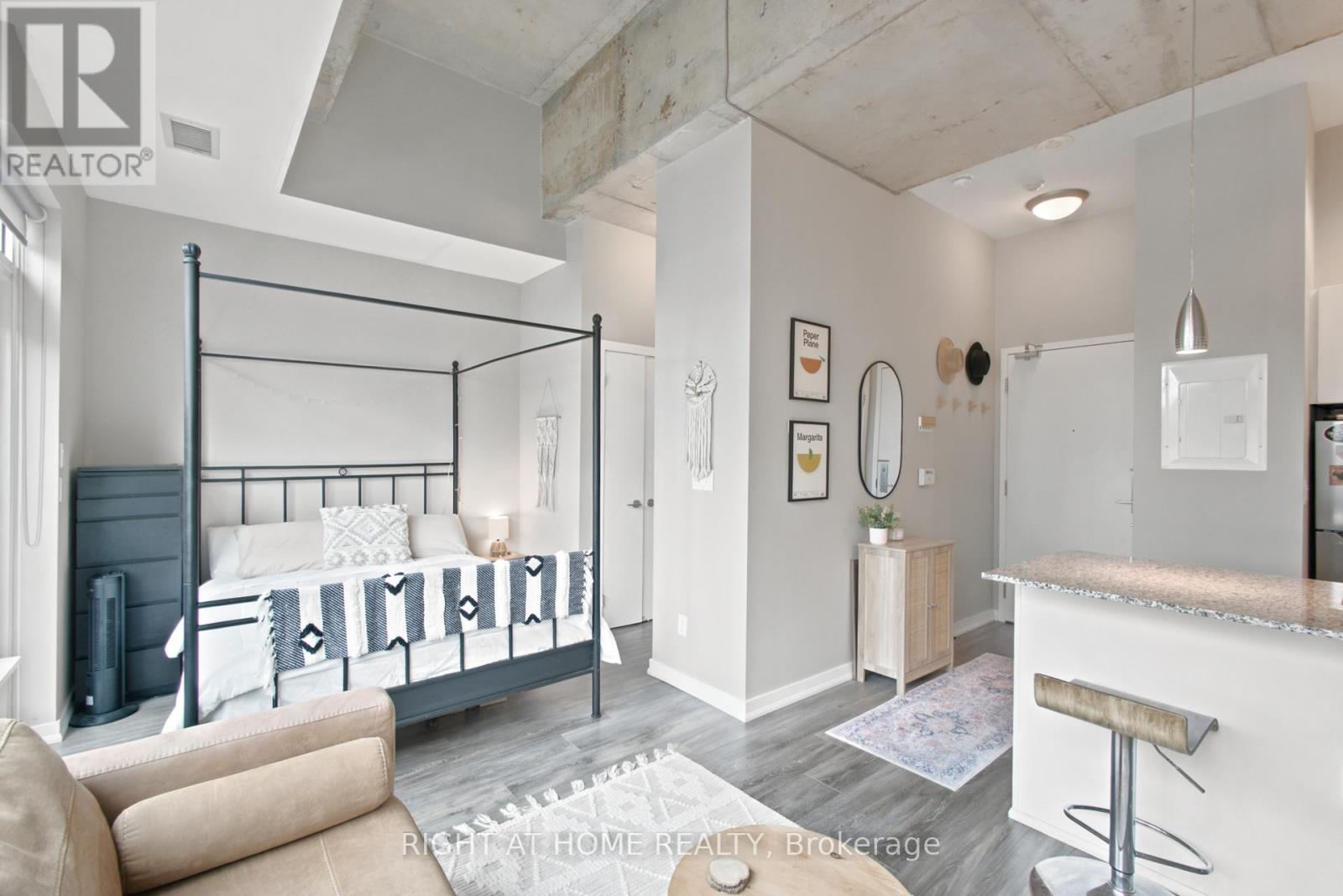 105 - 55 East Liberty Street, Toronto, Ontario M6K 3P9 - Photo 8 - C13470234