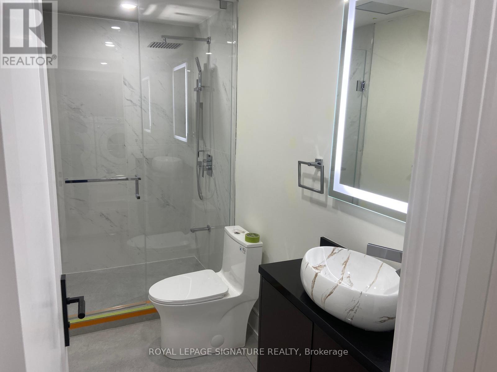 1349 Melton Drive, Mississauga, Ontario  L4Y 1L6 - Photo 10 - W13470200