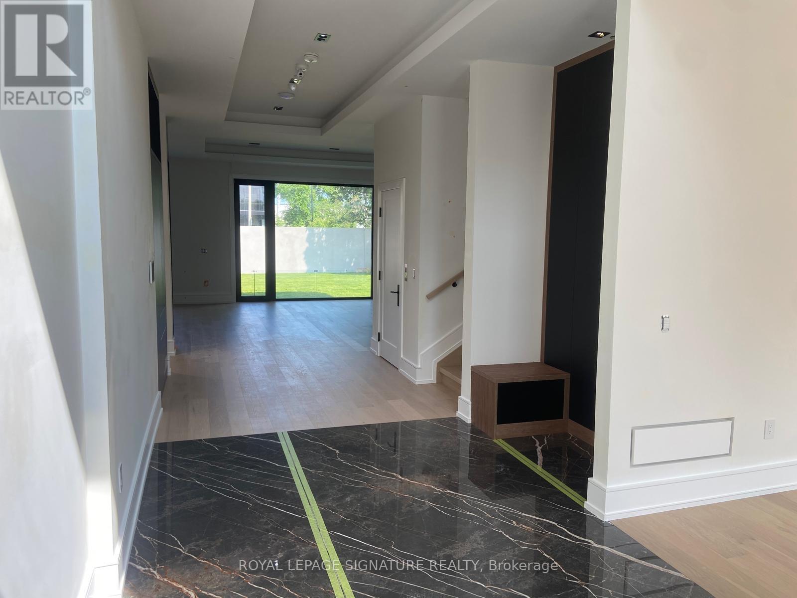1349 Melton Drive, Mississauga, Ontario  L4Y 1L6 - Photo 7 - W13470200