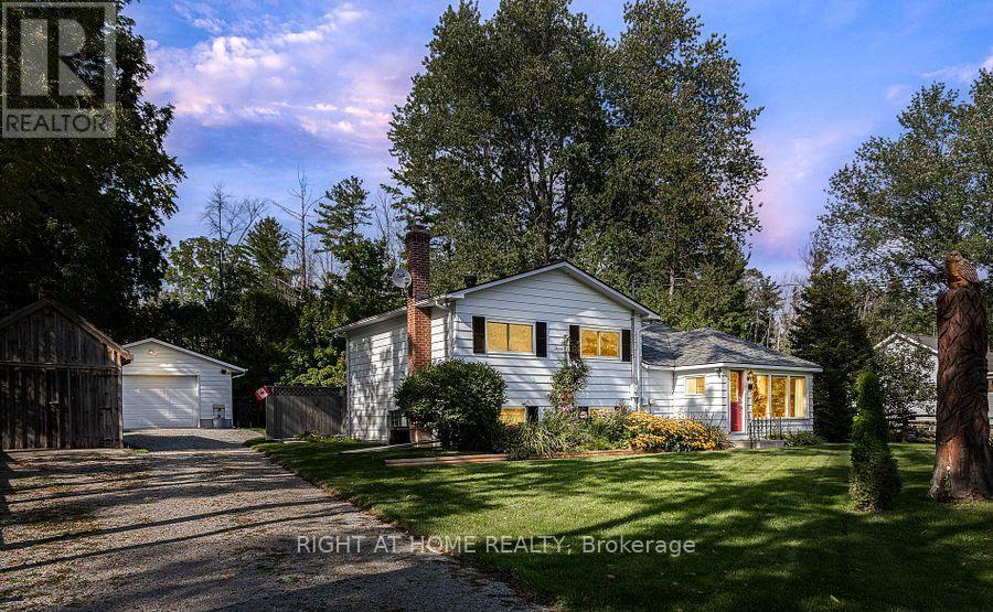 12 LAKESHORE ROAD E, Oro-Medonte, Ontario