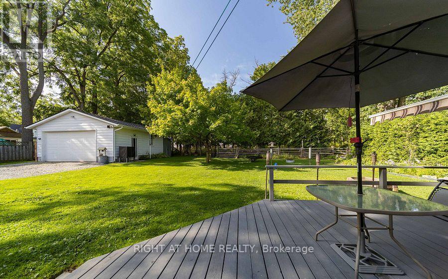 12 Lakeshore Road E, Oro-Medonte, Ontario L0L 2E0 - Photo 25 - S13470240