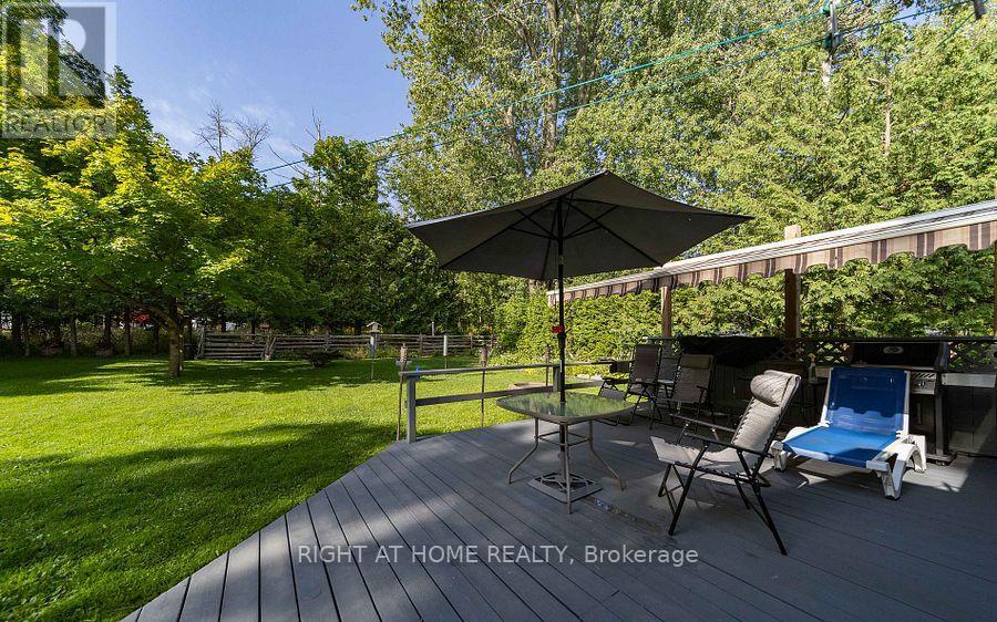 12 Lakeshore Road E, Oro-Medonte, Ontario L0L 2E0 - Photo 26 - S13470240