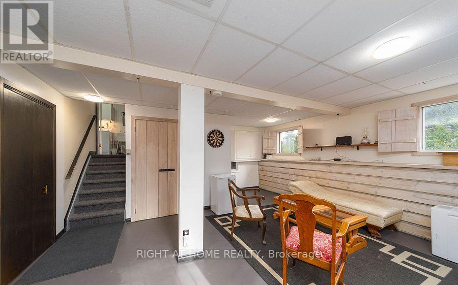 12 Lakeshore Road E, Oro-Medonte, Ontario L0L 2E0 - Photo 5 - S13470240