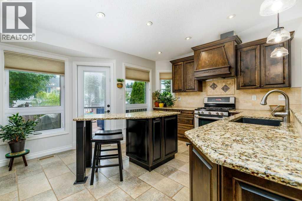 70 Douglas Avenue, Red Deer, Alberta  T4R 2G6 - Photo 10 - A2322559