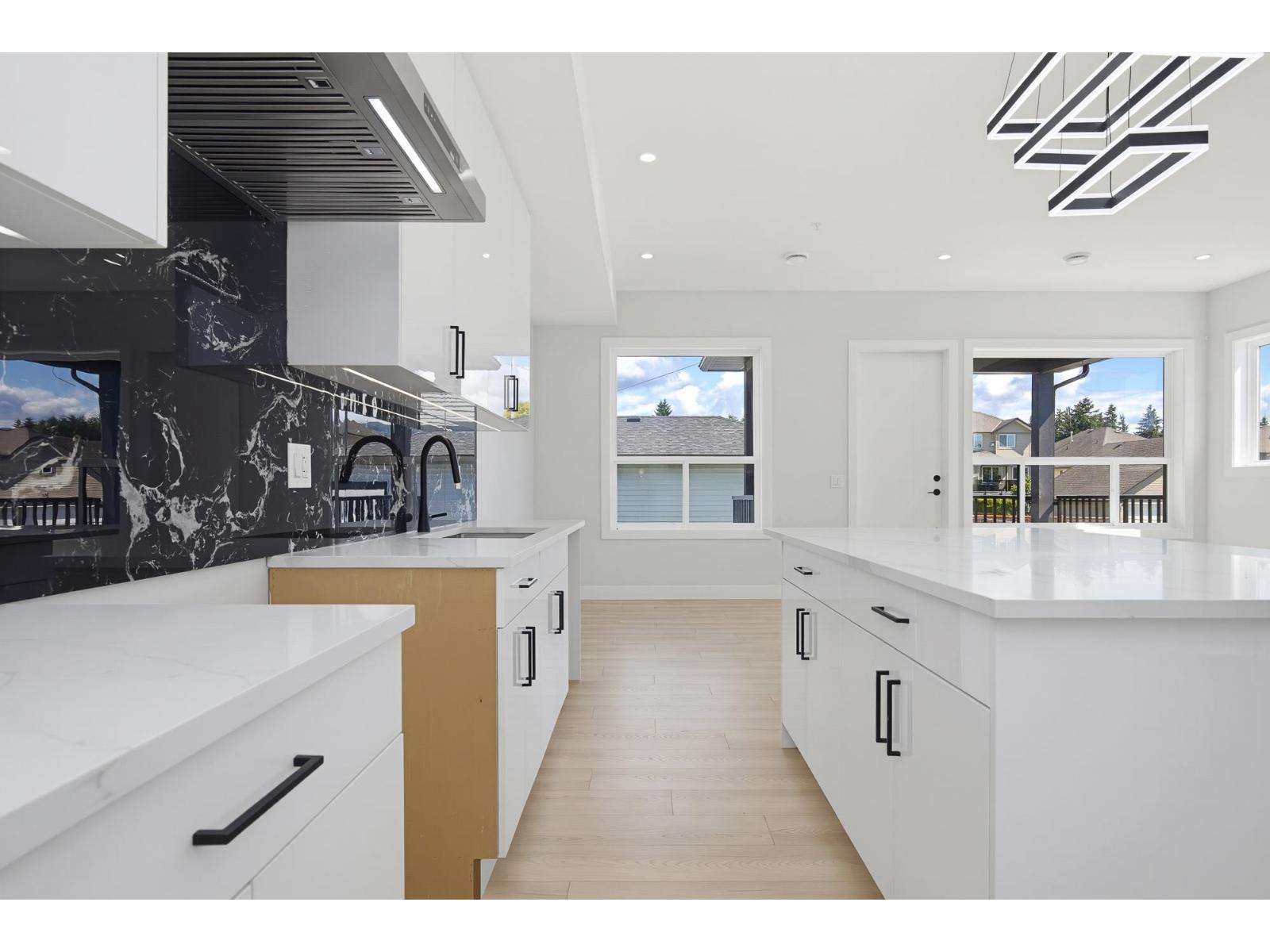 32613 Cherry Avenue, Mission, British Columbia  V2V 2T8 - Photo 7 - R3138038