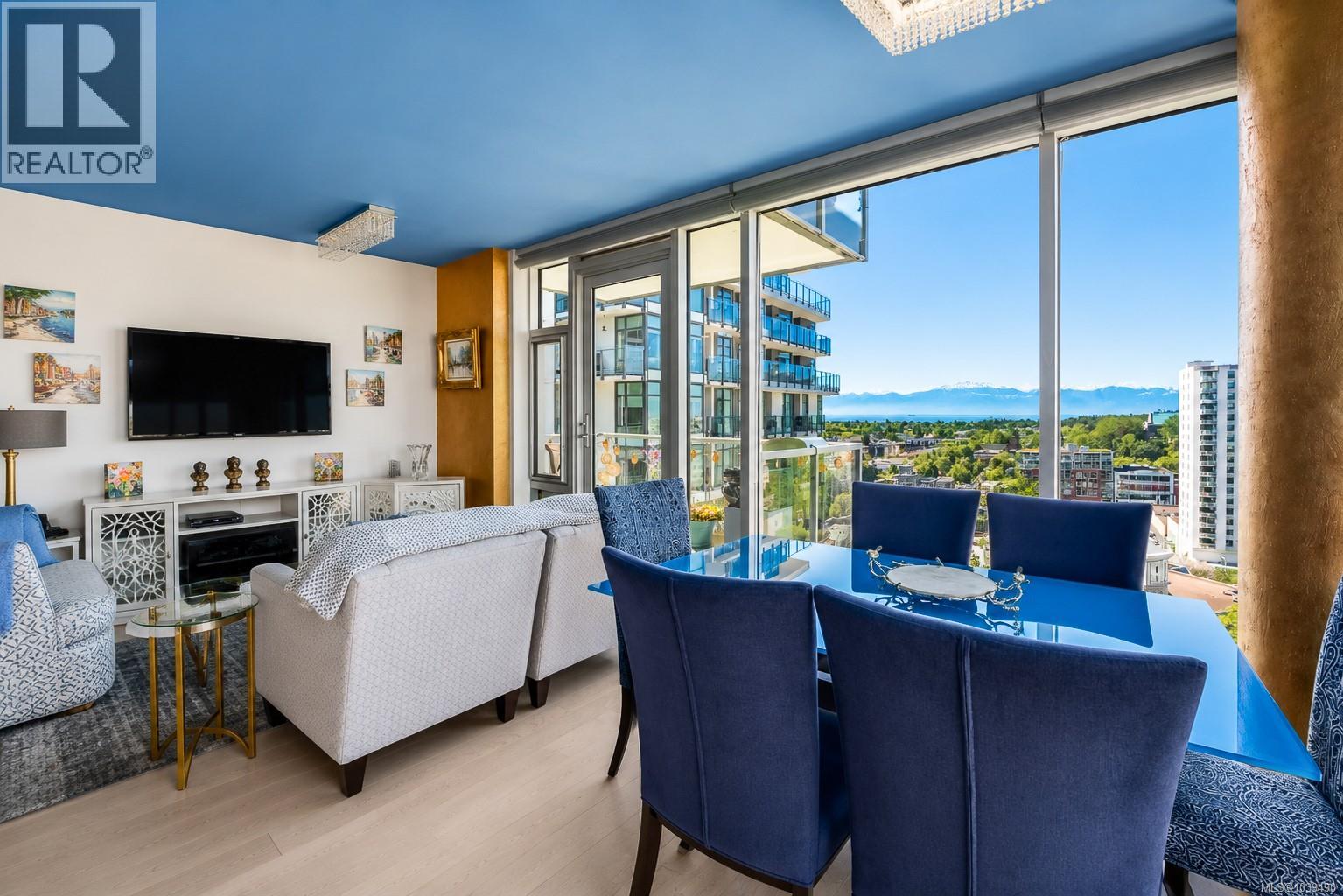 1402 989 Johnson St, Victoria, British Columbia  V8V 0E3 - Photo 17 - 1039490