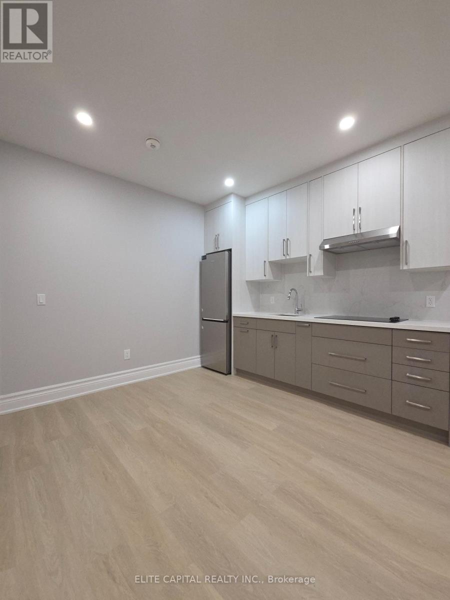 9474 Bayview Avenue, Richmond Hill (Observatory), Ontario  L4C 5H3 - Photo 2 - N13470280