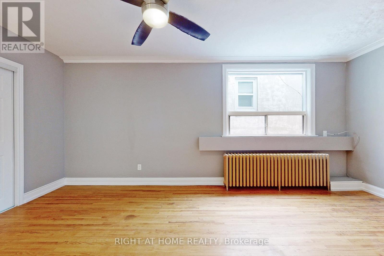 #a - 255 Lakeshore Road E, Mississauga, Ontario L5G 1G8 - Photo 10 - W13470256