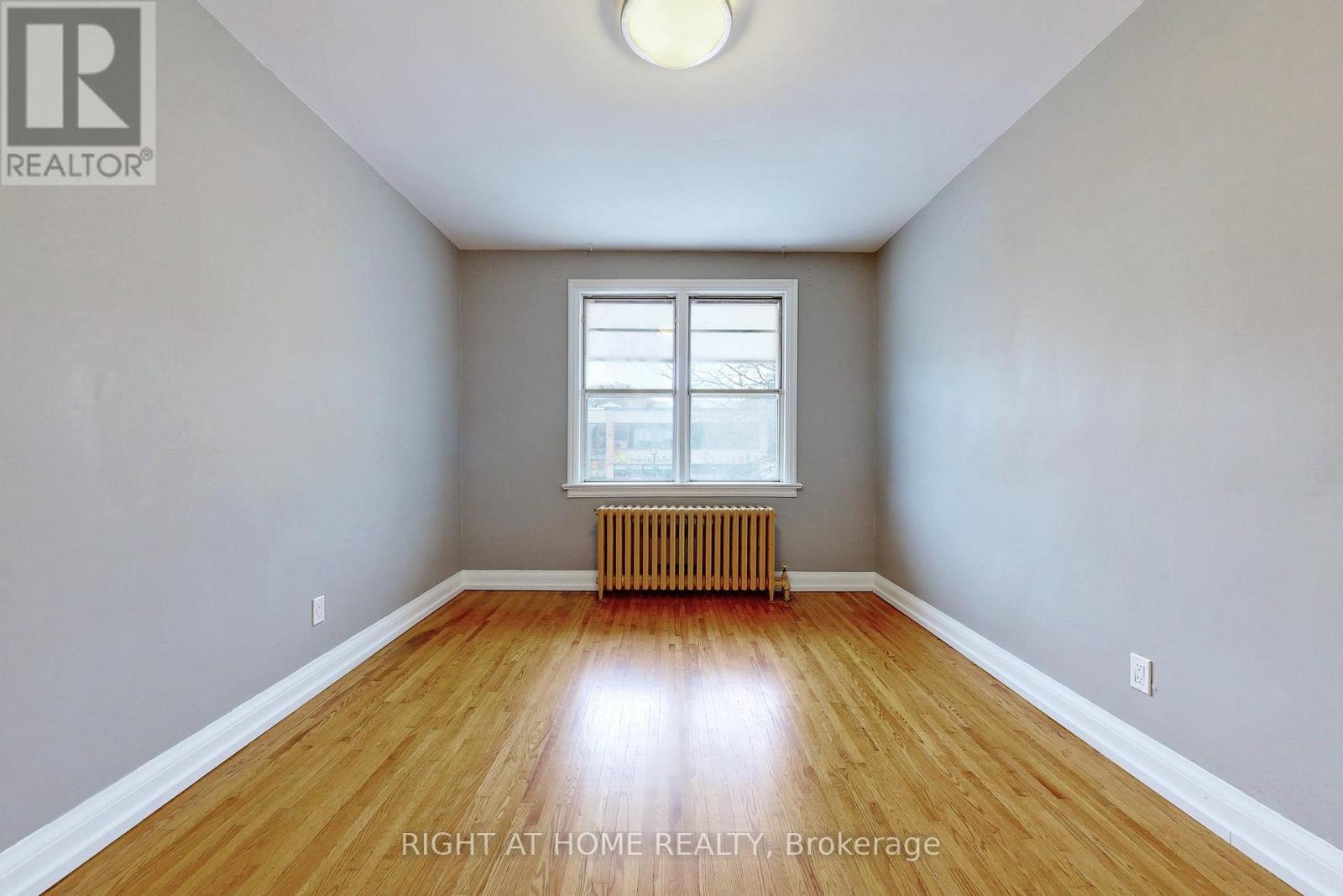 #a - 255 Lakeshore Road E, Mississauga, Ontario L5G 1G8 - Photo 20 - W13470256