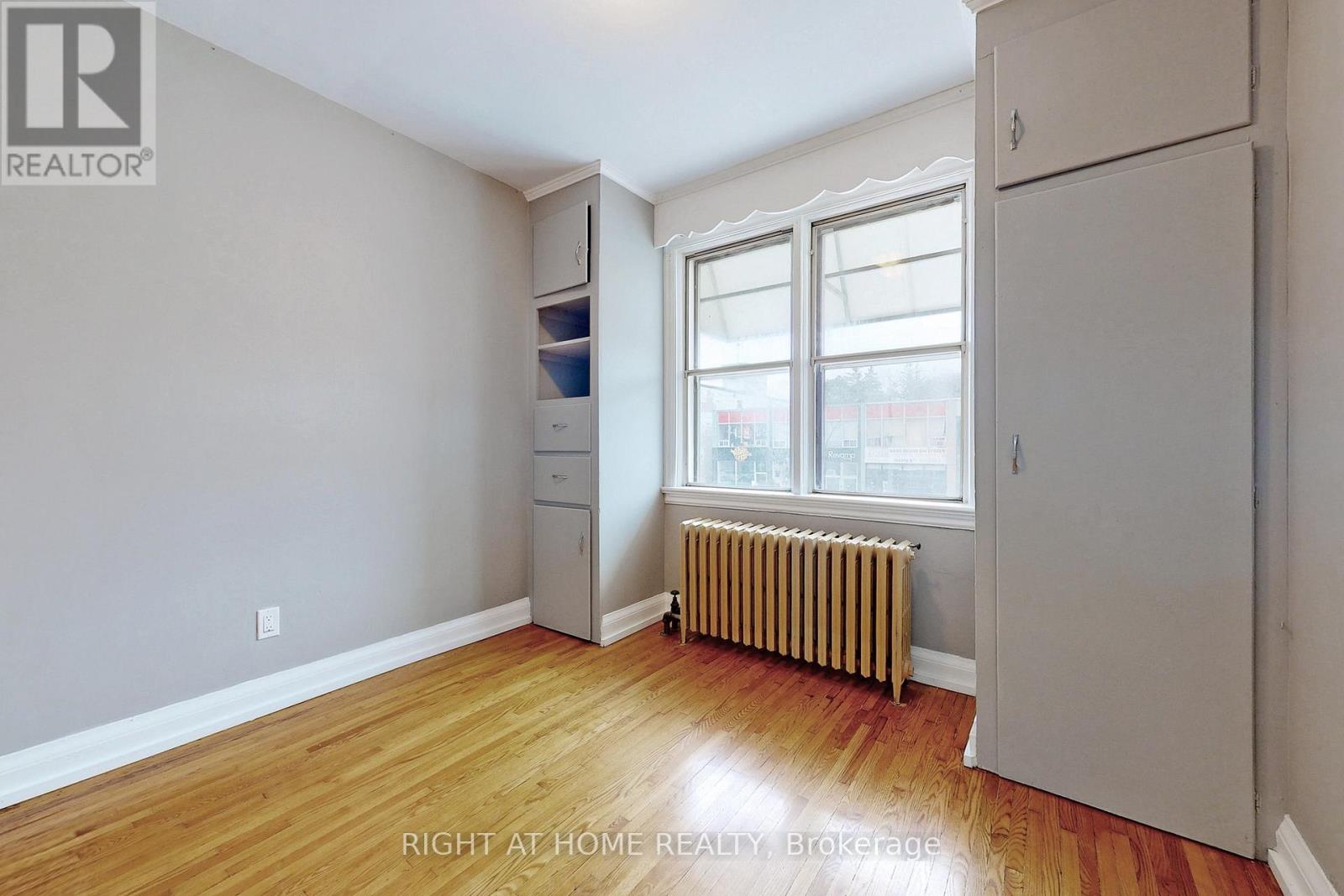 #a - 255 Lakeshore Road E, Mississauga, Ontario L5G 1G8 - Photo 23 - W13470256