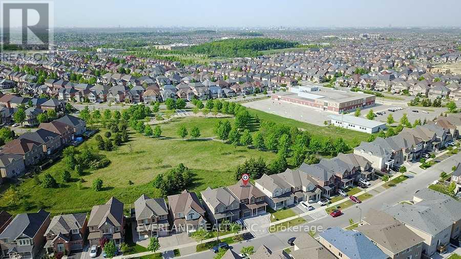 306 Hammersly Boulevard, Markham, Ontario  L6E 2C4 - Photo 2 - N13469878