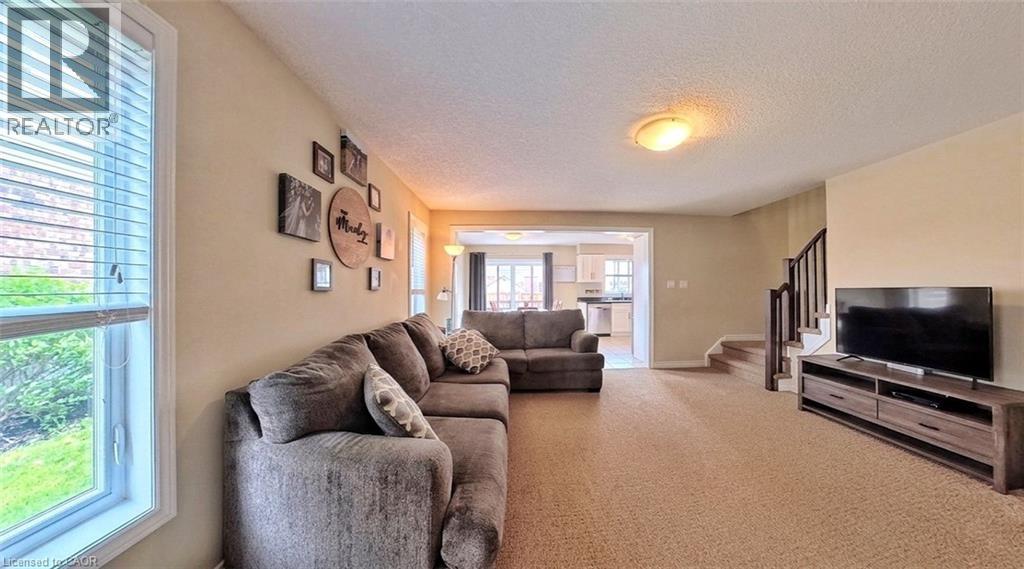 11 Sandybay Avenue, Kitchener, Ontario  N2A 0H7 - Photo 10 - 40841646