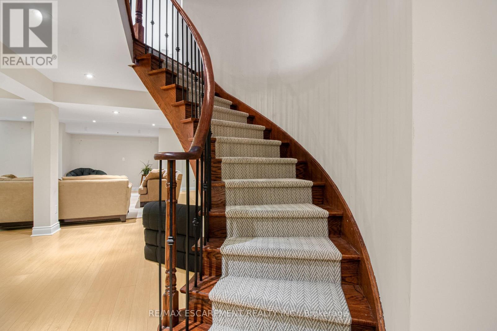 3296 Topeka Drive, Mississauga, Ontario  L5M 7V1 - Photo 37 - W13464788