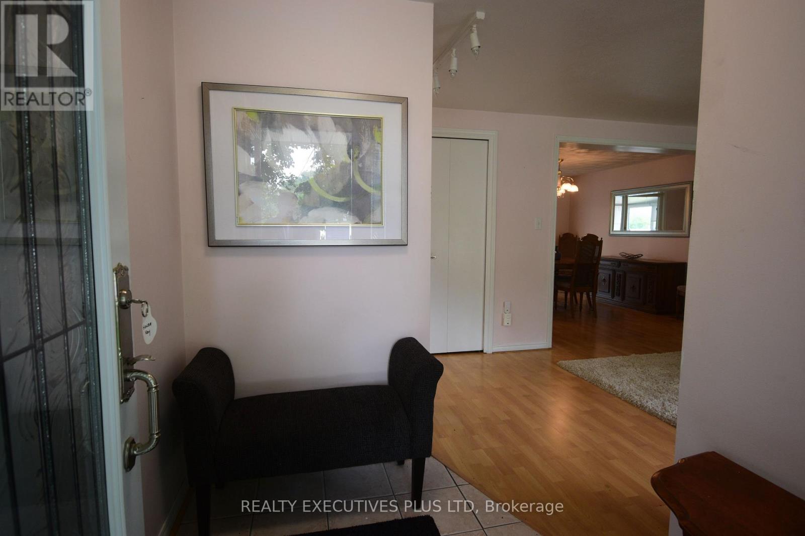 14 Butternut Court, New Tecumseth, Ontario  L0G 1W0 - Photo 4 - N13470288