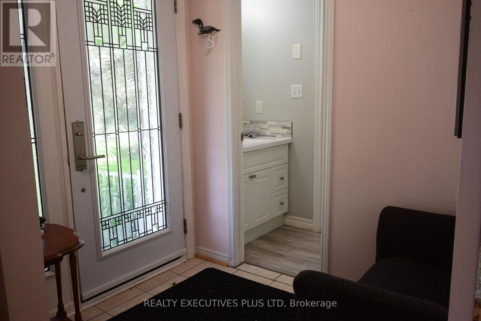 14 Butternut Court, New Tecumseth, Ontario  L0G 1W0 - Photo 5 - N13470288